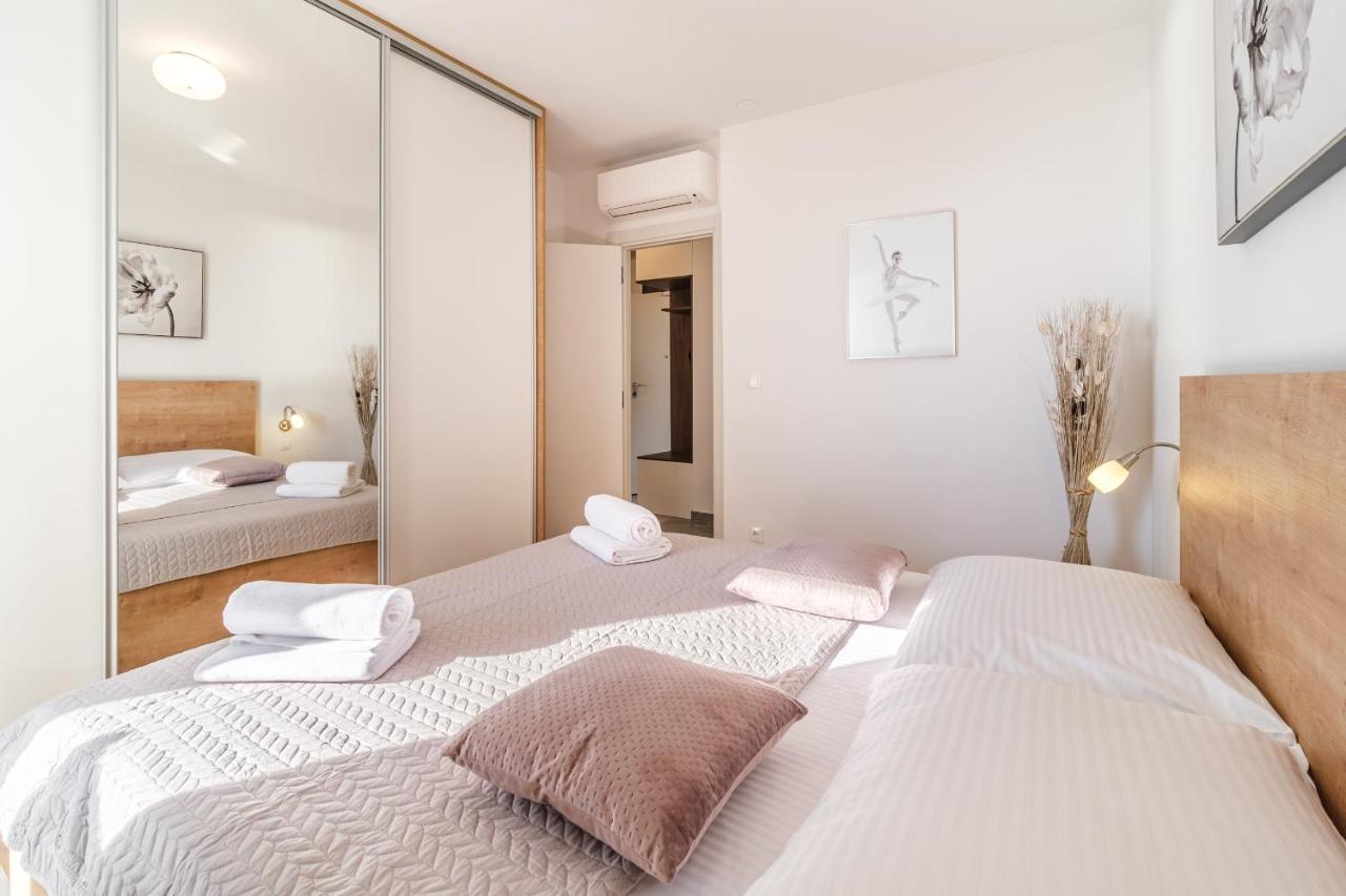 Golden View 8 Apartment Сплит Екстериор снимка